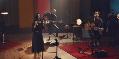 La banda No Te Va Gustar present "Chau" con Julieta Venegas