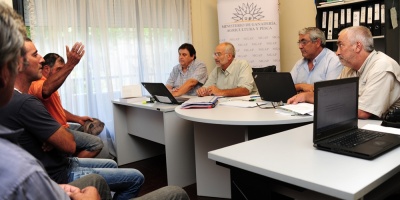 Dificultades en salida de cosechas tras cada del puente sobre el arroyo Agua Sucia