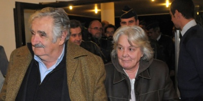 Mujica alert� sobre las dificultades de un gobierno sin mayor�as parlamentarias