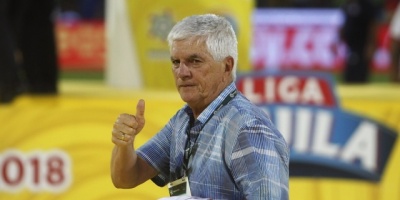 Junior contrata al colombo-uruguayo Comesaa como tcnico por novena ocasin