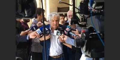 Mujica recibi una carta pstuma del antroplogo, ensayista y escritor uruguayo Daniel Vidart