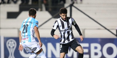 Wanderers y Cerro termina en tablas
