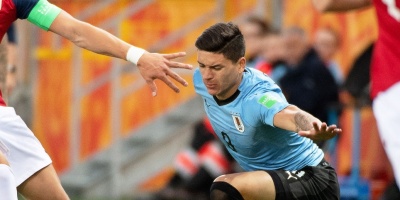 Final: Uruguay 2 -Nueva Zelanda 0. 