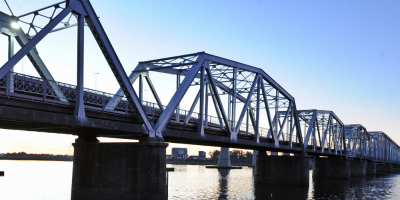 Remodelaron el puente histrico sobre el ro Santa Luca