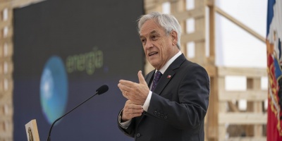 Piera anuncia el cierre de todas las centrales de carbn en Chile al 2040