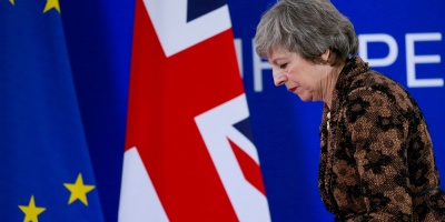 Theresa May firma la carta de dimisin