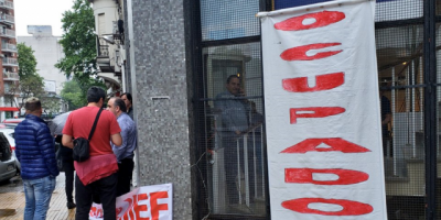 Para Sanguinetti las ocupaciones �se han convertido en una de las mayores enemigas del empleo�