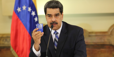 Exiliados venezolanos rechazan plan de elecciones que incluyan a Maduro