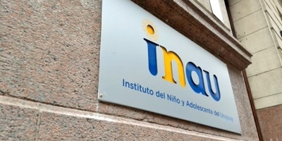 Una interna golpe a una funcionaria del INAU y le caus desplazamiento de mandbula