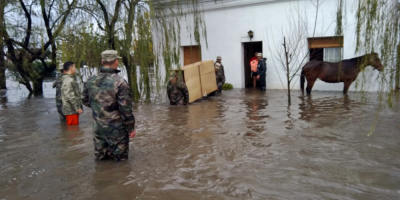 Militares desplegados en todo el pas debido a las inundaciones