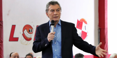 Macri acusa de "mafiosos" a los lderes del poderoso sindicato de camioneros