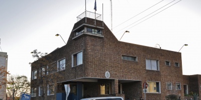 Polic�a se suicidi� cuando iba a ser capturado por el robo de celulares