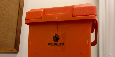 La Corte Electoral comenz con el "sembrado de urnas" para las internas