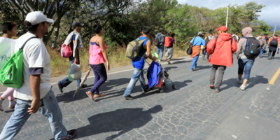 La crisis obliga a 5.000 venezolanos a abandonar diariamente su pa�s