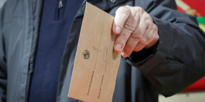 Precandidatos presidenciales y representantes del Gobierno votaron en las Internas