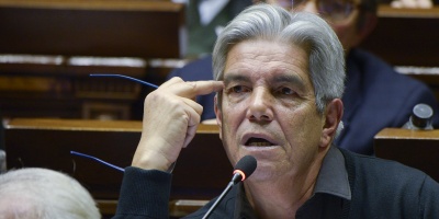 Puig se solidariz� con Graciela Villar y calific� a Valenti de �pat�tico personaje�