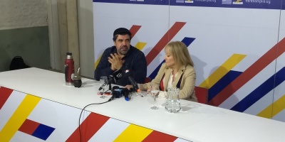 Acuerdo pol�tico entre Andrade y Cosse 
