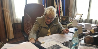 Topolansky dijo que inversi�n de UPM es positiva y que ante una reelecci�n del FA, estar�a "dispuesta a dialogar con todos"