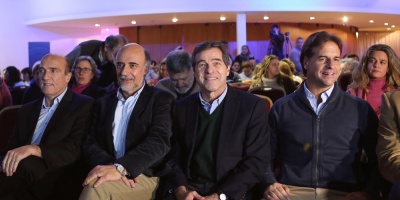 Presidenciables se comprometen contra contaminacin en los ocanos
