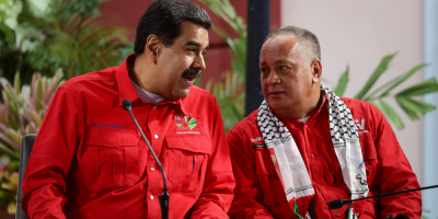 Maduro afirm� que "son unos est�pidos" los que lo llaman dictador