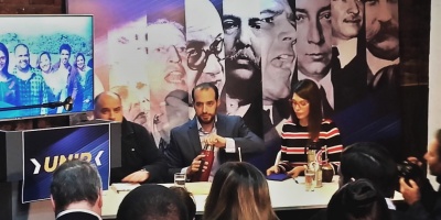 Grupo de Fernando Amado acept� por unanimidad la propuesta electoral de Daniel Mart�nez