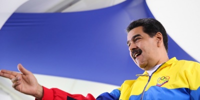 Maduro pide prepararse para "una batalla" si Trump bloquea a Venezuela