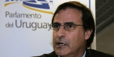 "Si a Bonomi le queda algo de autoridad lo que tiene que hacer es ordenar el sistema penitenciario", dice Garc�