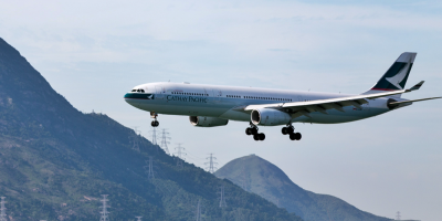 El aeropuerto de Hong Kong suspende sus vuelos por protestas