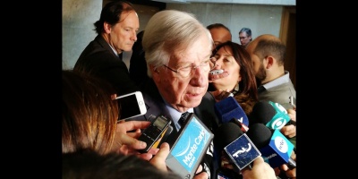"Ac no se va a dar una volatilidad del dlar como se vivi en Argentina" dijo el Ministro Danilo Astori