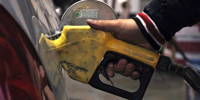 Argentina formaliza la congelaci�n de los precios de combustibles por 90 d�as
