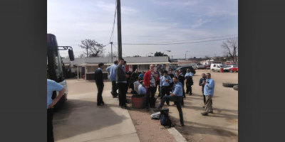 Trabajadores de COPSA realizan paro con asamblea