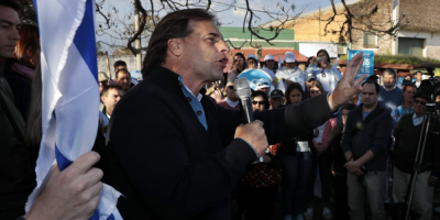Lacalle Pou cuestion� al Gobierno y ministros que hacen campa�a electoral