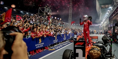 Vettel se impone en Singapur
