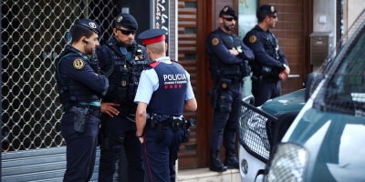 Nueve independentistas detenidos en Catalu�a por planear actos violentos