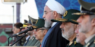 El Ej�rcito iran� amenaza con "la derrota y el cautiverio" a eventual invasor