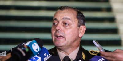 El Comandante en Jefe del Ejrcito reivindica la actuacin de los generales sancionados en el 'caso Gavazzo'