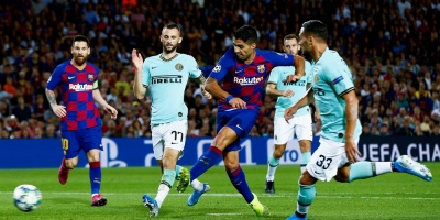 Un Surez fenomenal da la victoria al Bara