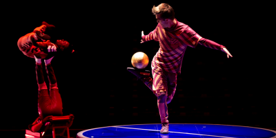 Cirque du Soleil une en su nuevo espectculo la magia del circo y la de Messi