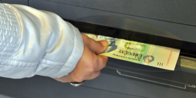 Confirman aumento del salario mnimo a 16.300 pesos en 2020