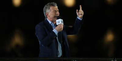 Macri apura para convencer a quienes "duden" de votarlo pese a la crisis