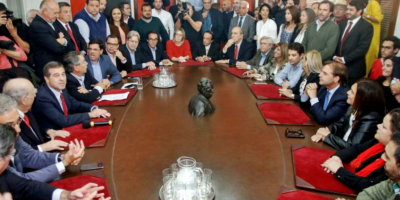 Se conoci un borrador con los principales puntos de la coalicin opositora para el establecimiento de un gobierno de conjunto