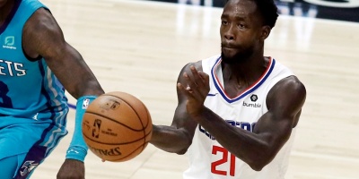 Mills conduce la victoria de los Spurs