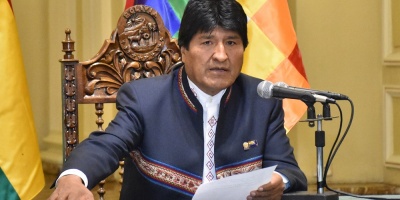Avin de Evo Morales despeg de Paraguay tras repostar varias horas