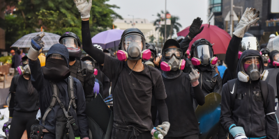 Suspendidas las clases en Hong Kong por las continuas protestas en los campus