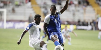 Costa Rica clasifica con dudas a semifinales tras empatar ante Hait