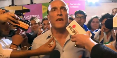 Martinez salud a sus seguidores en la Huella de Seregni 