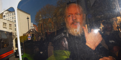Assange podra morir en prisin si no recibe atencin mdica, dicen doctores