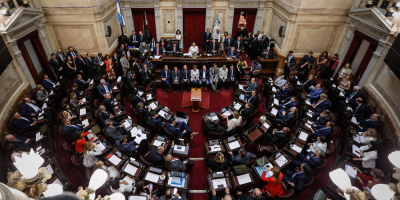 Senado argentino concede 6 meses de licencia al legislador acusado de abusos