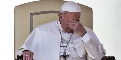 El papa acepta la renuncia de obispo de EE. UU. acusado de encubrir abusos