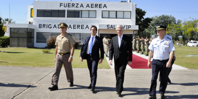 Vzquez y Lacalle Pou mantuvieron reunin bilateral previo al viaje a Argentina